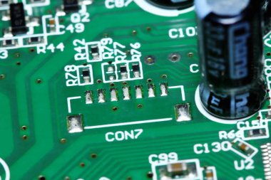 Elektrik arkaplanı için makro fotoğrafçılıkta bilgisayar için elektonik devre kartı