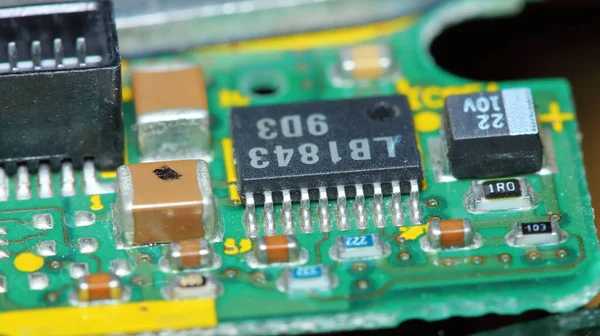 Vieja Placa Circuito Electónico Para Computadora Macrofotografía Para Fondo Eléctrico — Foto de Stock