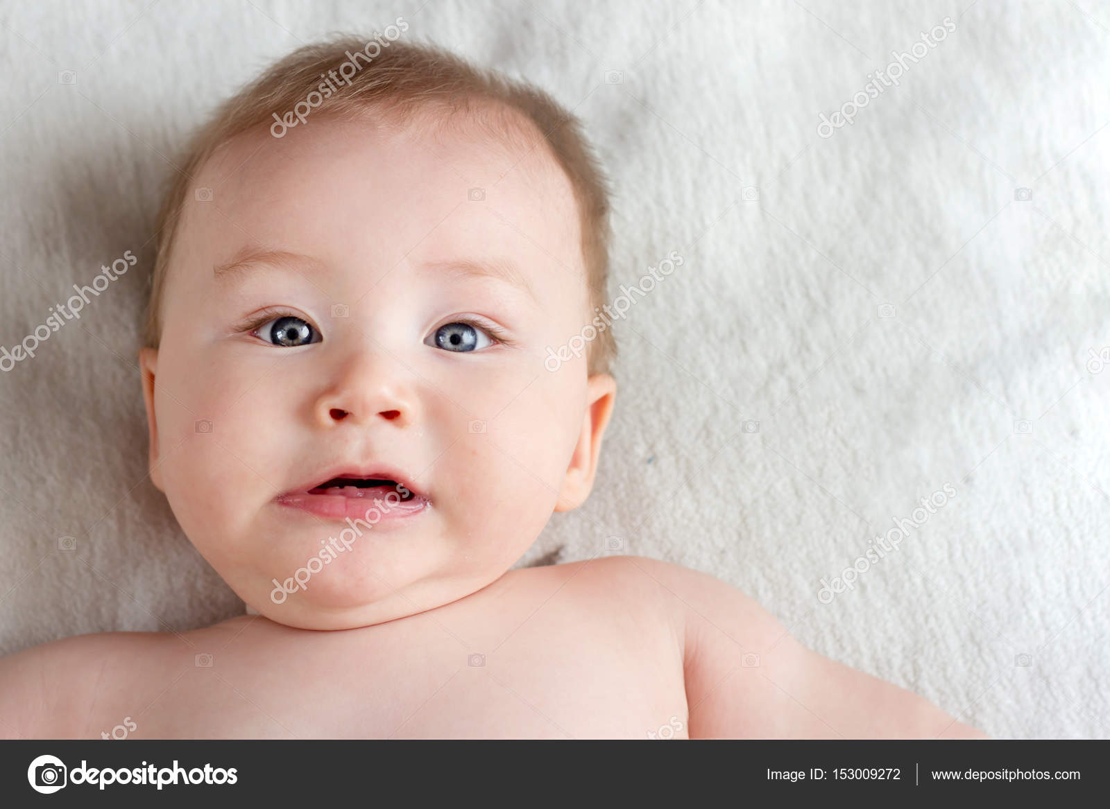아기 놀라 두려워 — 스톡 사진 © nesteaav #153009272, image size:1600x1167