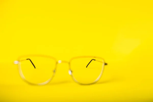 Óculos retro de metal — Fotografia de Stock