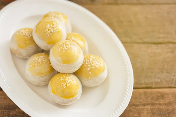 Çin Usulü Lapa Çöreği Tatlı Mung Fasulyesi Ezmesi Tuzlu Yumurta — Stok fotoğraf