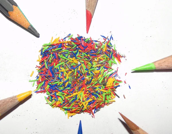 Kalem boyası işe yarıyor.