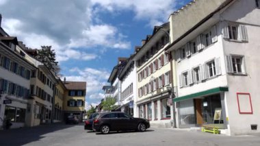 BULACH, SWitzerland - 27 Nisan 2020: Eski Bulach kasabası - Düzenli çekim.