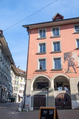 Burgdorf, İsviçre - 9 Mayıs 2020: İsviçre 'nin Bern kantonundaki Burgdorf Eski Kasabası