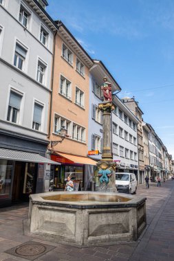 Winterthur, İsviçre - 7 Mayıs 2020: İsviçre 'nin en büyük altıncı şehri olan tarihi Winterthur kasabasından bir görüntü