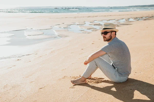 Boy Sunglasses Hat Sitting Beach — Stock Photo, Image