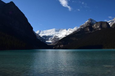 Banff, Jasper ve Lake Louise Kanada 'daki ulusal parklar.