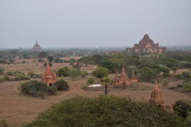 Burma (Myanmar), Bagan tapınakları hava manzarası.