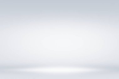 Spot ışığı ve ürün fotoğrafçılığı için uygun olan soyut bulanık gümüş gradyan.