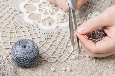 İş parçacığı kesme eller