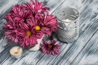 yanan mumlar ile Spa kompozisyon