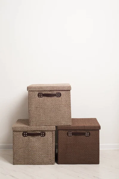 Cajas de almacenamiento beige y marrón textil — Foto de Stock