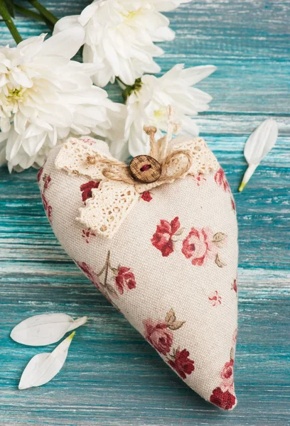 Romântico coração têxtil rústico — Fotografia de Stock