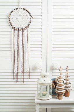 Rustik hasır rüya yakalayıcı bej konu ile
