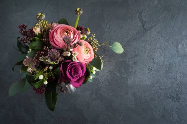 Çiçek ayarlanamaması gül ve tipik