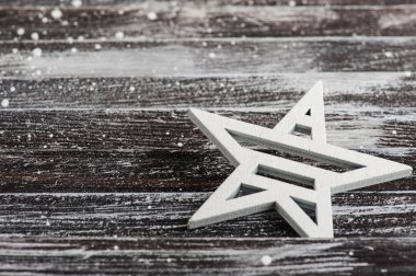 Noel yıldızı ve eski püskü arka plan