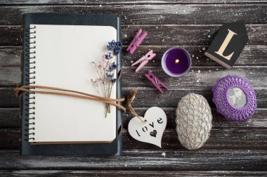 Boş defter, tığ işi çakıl kağıt ağırlığı