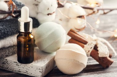 Banyo aksesuarları rustik ahşap tablo