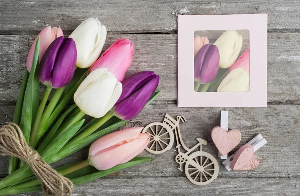 Flores de tulipán de colores, marcos —  Fotos de Stock