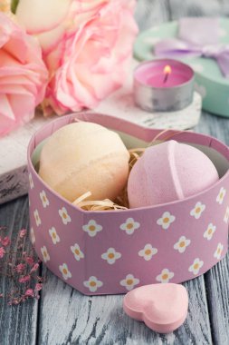 Banyo bombalar ile Spa kompozisyon