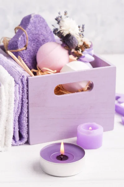 Aroma Bath Bombs Purple Pumice Lavender Spa Arrengement Wooden Box — Stockfoto