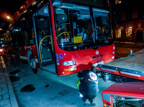 Сломанный Автобус Местной Системе Общественного Транспорта Подготовлен Эвакуации Стокгольм Швеция — стоковое фото