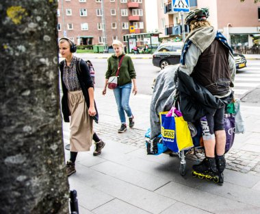 Stockholm, İsveç 'te tuhaf bir torbacı.