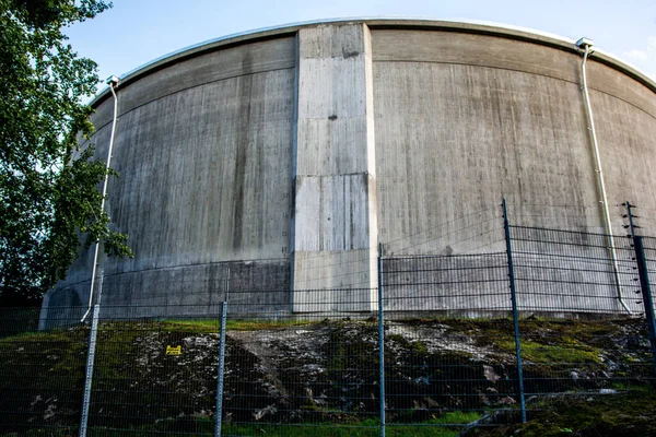 Güney Stockholm, İsveç 'te içme suyu için su kulesi