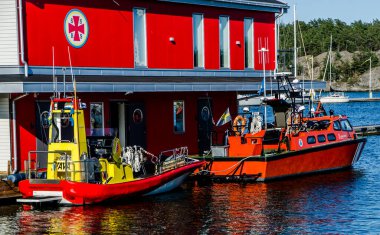 İsveç, Nynashamn 'da bir kurtarma botu. Gönüllü kullanıyor.