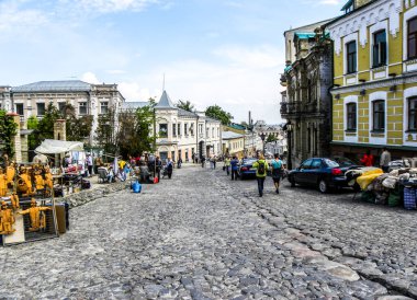 Andrijivskyjstreet Ukrayna, Kiev 'de bir bit pazarı turist tuzağı.
