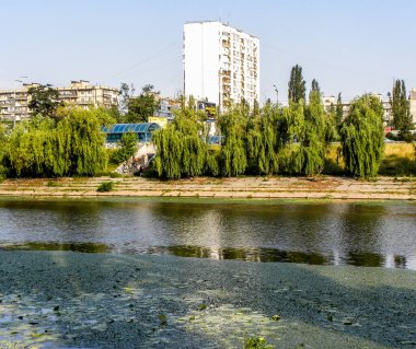 Kiev, Ukrayna 'daki Kanal' da tahta kaldırım