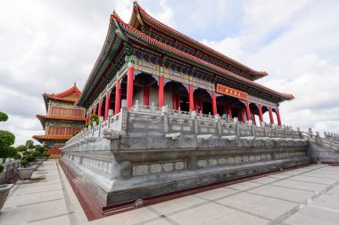 Ejder Tapınağı Kammalawat Tapınağı binada