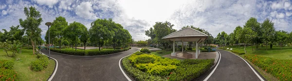Panorama över offentlig park — Stockfoto
