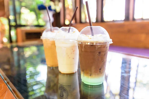 Ice coffee on the table — Stock Photo, Image