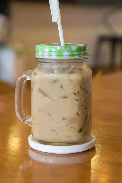 Ice coffee on the table — Stock Photo, Image