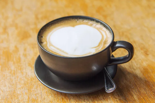 Café quente na mesa — Fotografia de Stock