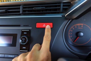 Acil ışık düğmesi