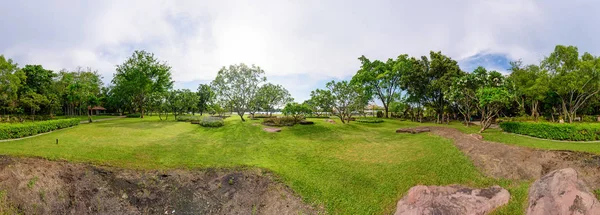 Panorama do parque público — Fotografia de Stock