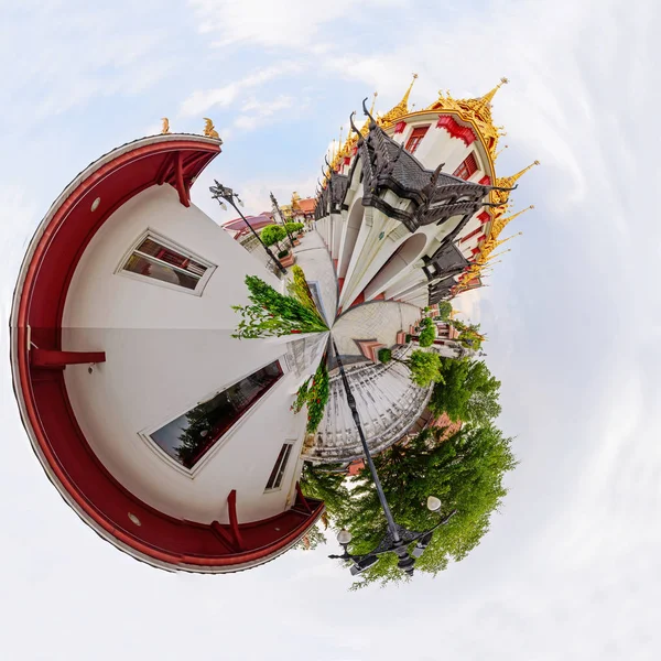 Wat Ratcha Nadda tapınağında 360 panorama Golden pagoda 