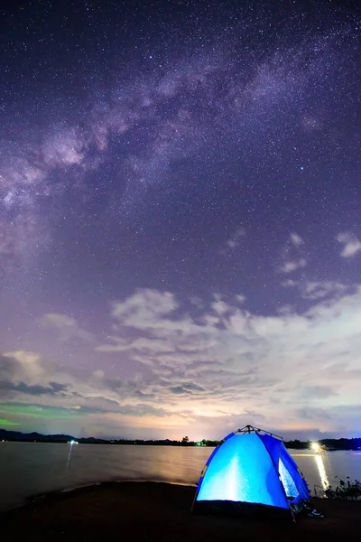 Camping with milky way — Stock Photo, Image
