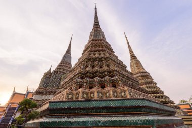 Bangkok, Tayland - 15 Ocak, 2018: büyük pagoda Wat Phra Chettuphon Wimon Mangkhalaram Ratchaworamahawihan (Wat Pho) / Wat Pho genel landmark Bangkok