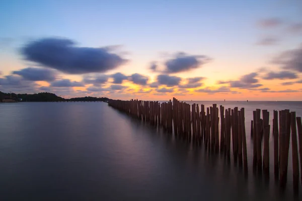 Waves Fence Attack Sea Sunrise Time — Stock Photo, Image