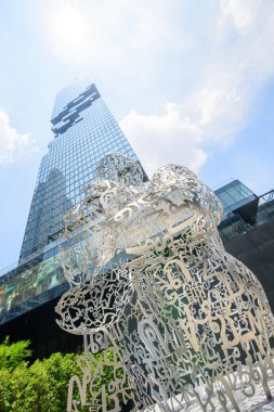 Bangkok, Tayland - 4 Mayıs, 2018: ön görünümü mahanakhon Binası