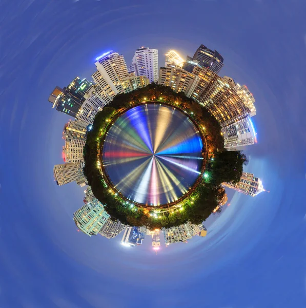 360 Панорама Вид Озеро Відображенням Міста Високої Будівлі Місті Вид — стокове фото
