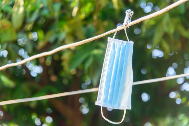 Hijyenik maskeyi kritik süre içinde yeniden kullanmak için kurut