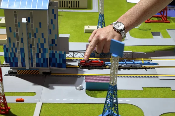 Nakliye alanı roketler için model trenler