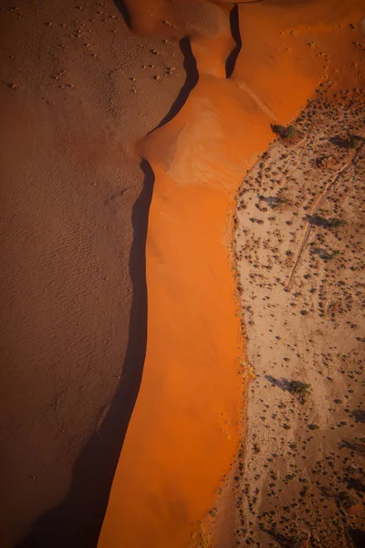 Vackra öknens sanddyner på sunset — Stockfoto