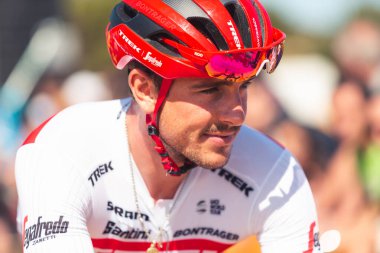 San Vicente de la Barquera, İspanya-7 Eylül 2019. John DEGENKOLB, TREK 'in bisikletçisi - SEGAFREDO Ekibi La Vuelta a Espaa' nın 14. evresinde.