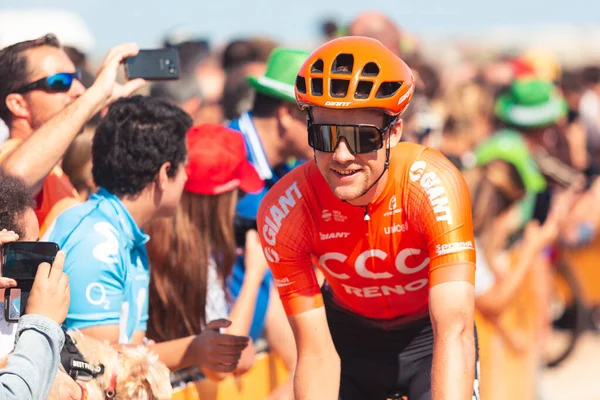 San Vicente de la Barquera, İspanya-7 Eylül 2019. Jonas KOCH, La Vuelta a Espaa 'nın 14. evresinde CCC ekibinin bisikletçisi..