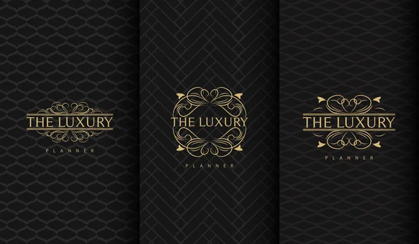 Tasarım Elemanı Süslemesi, Etiketi, Logosu olan Paketleme Şablonları. Süs Arkaplanda Altın Lüks Çiçeklerle Yapıldı